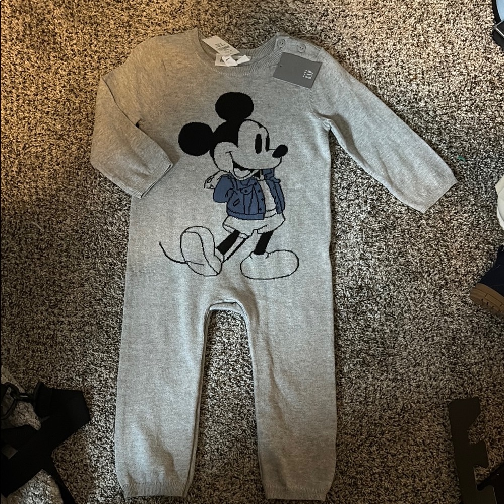 Disney GAP Gray and Black Mickey Mouse Footies